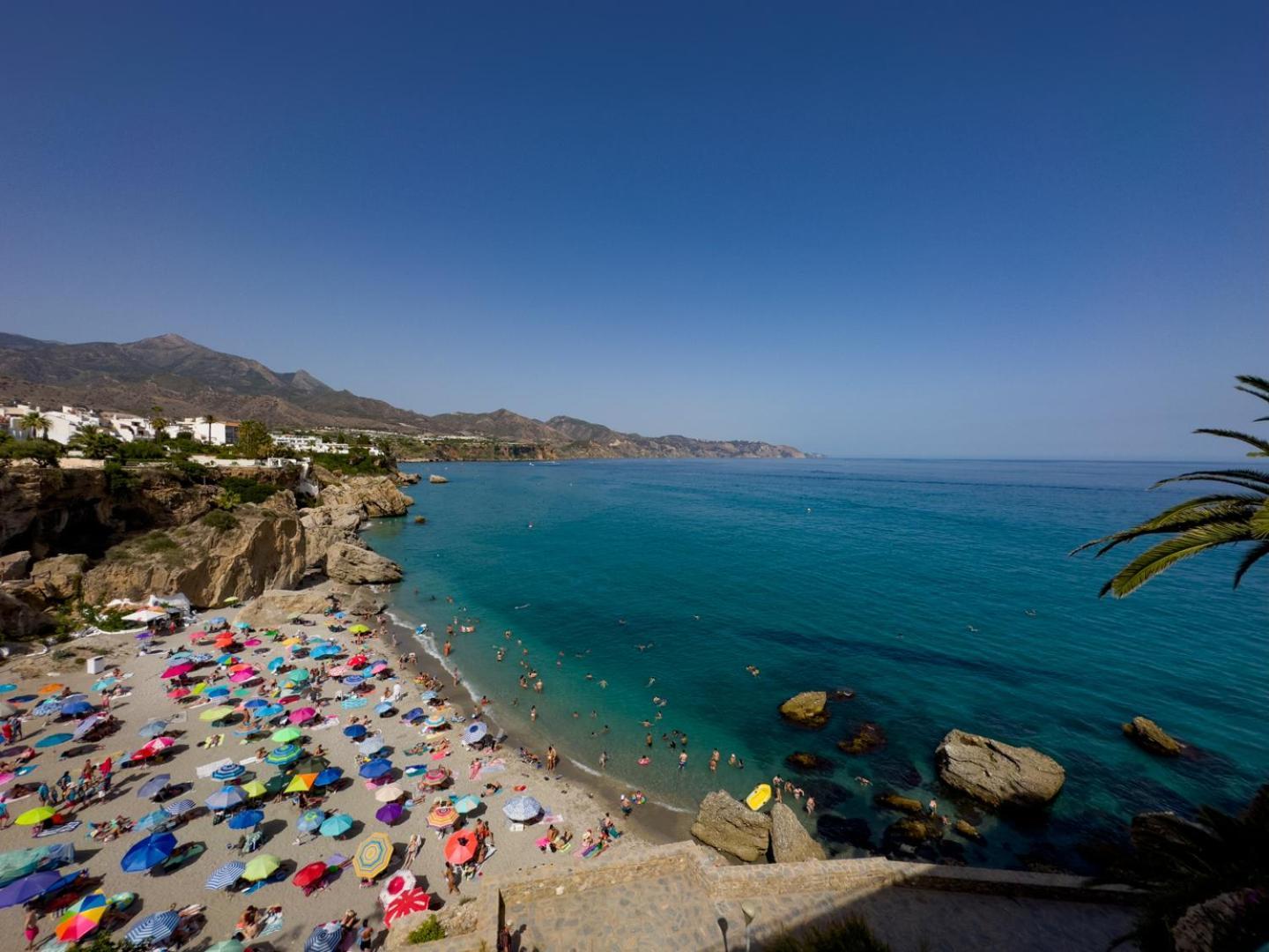 Apartamento Cala Bajo Nerja Esterno foto