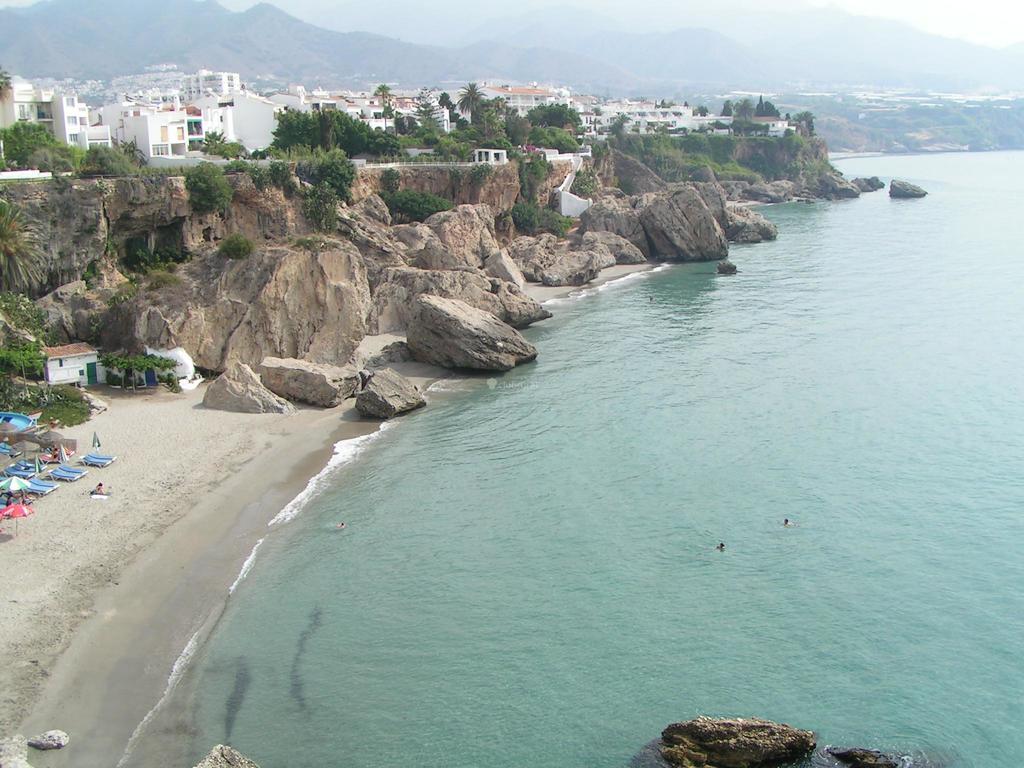 Apartamento Cala Bajo Nerja Esterno foto